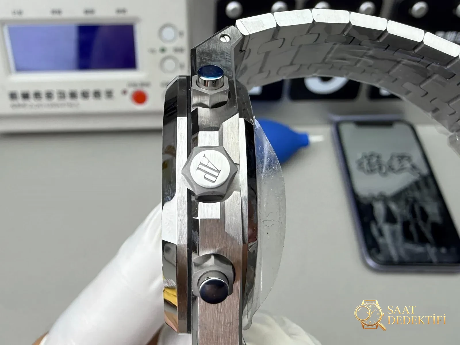 APS Factory Audemars Piguet 26240 V2 free-sprung 4401 mekanizmasını almaya değer kılan nedenler neler? DDF ile kıyaslandığında hangisini seçmeli? - Makro Kadran ve İndeks İşçiliği