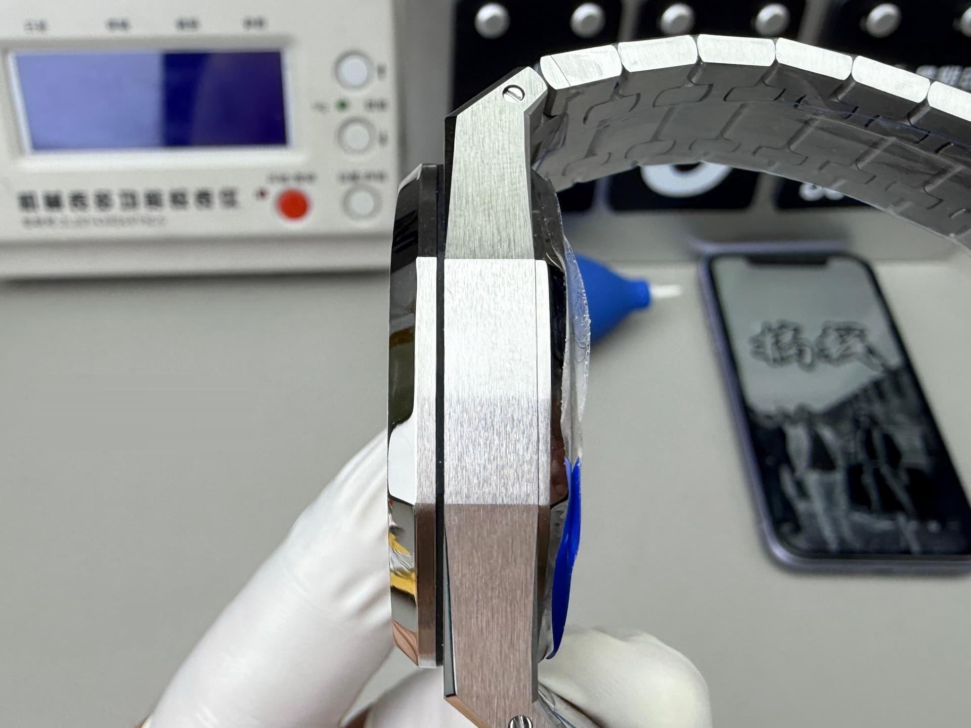 APS Factory Audemars Piguet 26240 V2 free-sprung 4401 mekanizmasını almaya değer kılan nedenler neler? DDF ile kıyaslandığında hangisini seçmeli? — 7. fotoğraf
