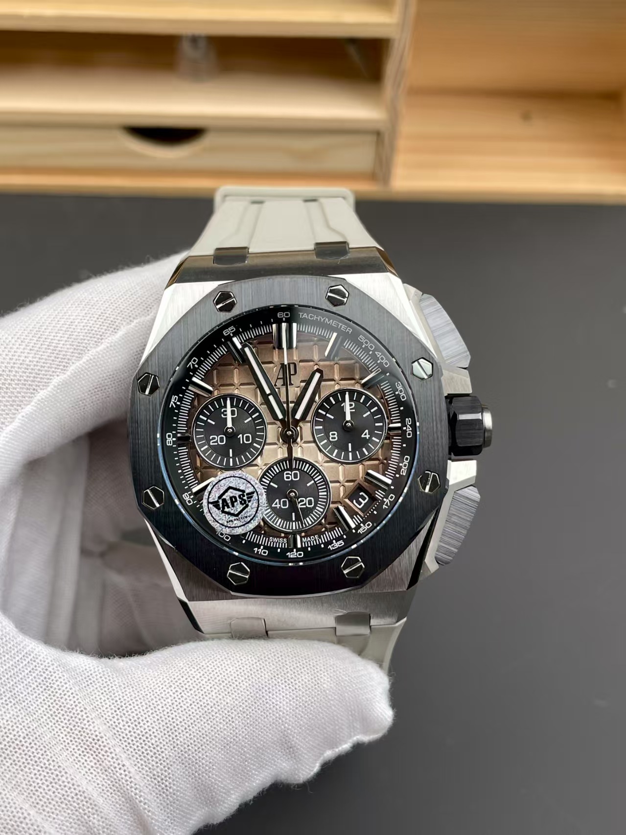 Replika Audemars Piguet 26420 Smoked Kahverengi Kadran