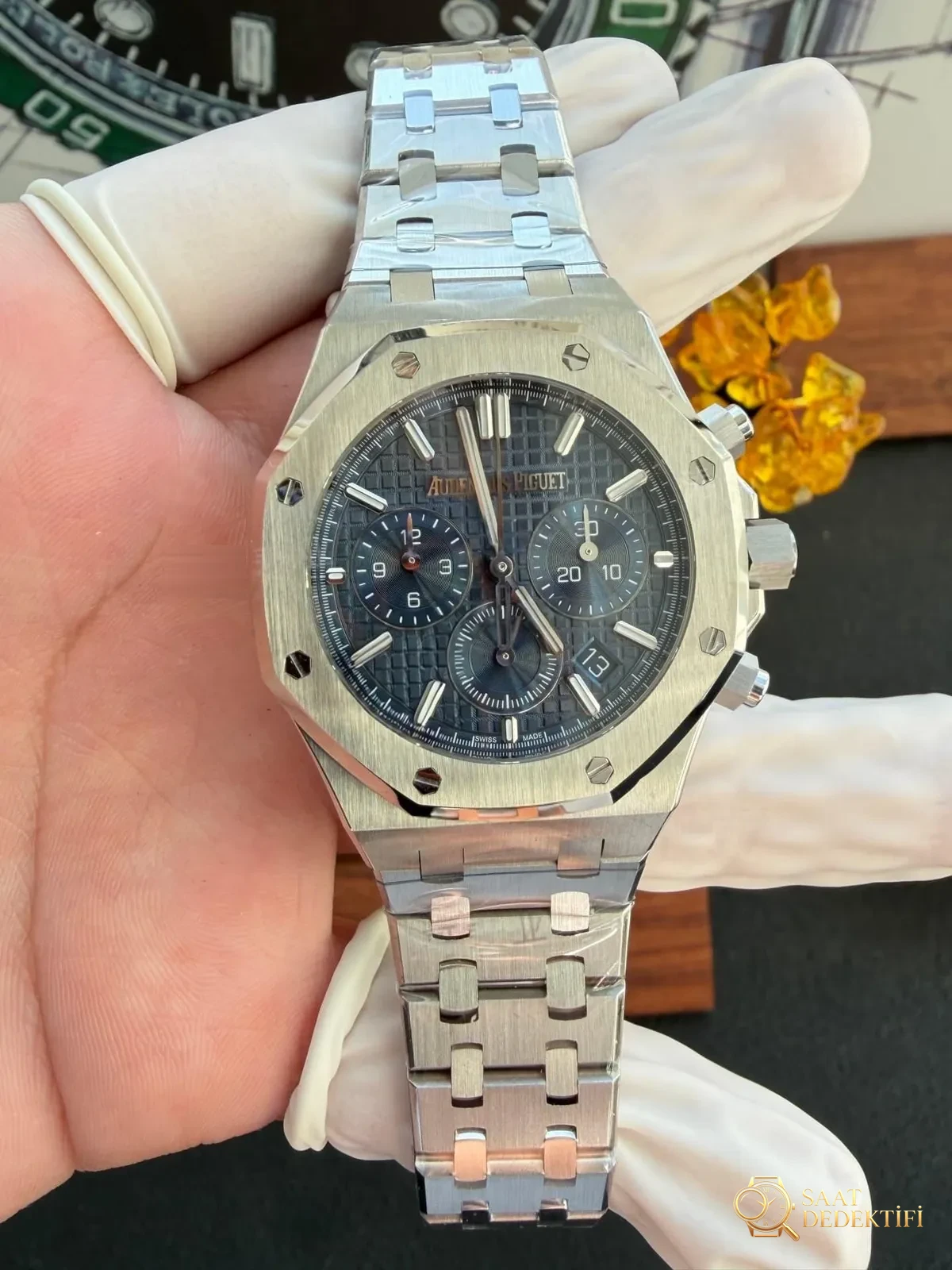 APS Factory Audemars Piguet 26715 küçük çaplı kronograf saat 38 mm — detay işçiliği nasıl? - Kasa Profili ve Kurma Kolu İncelemesi