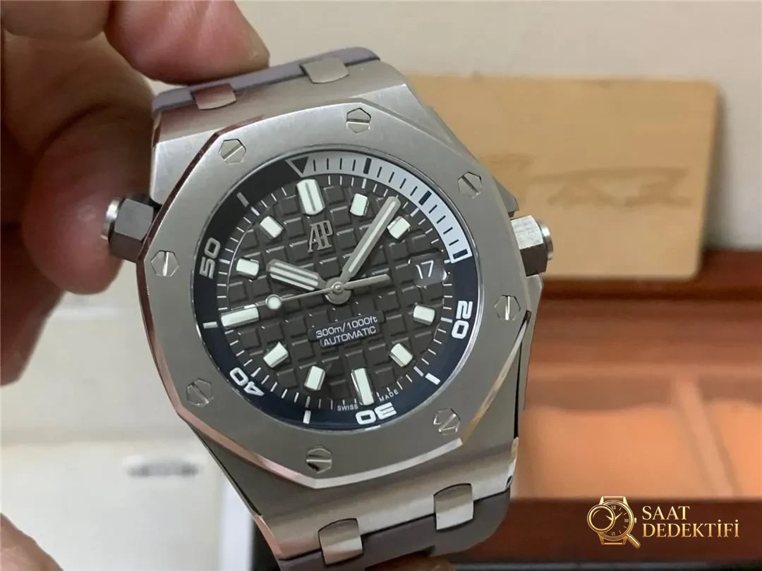 APS Factory Audemars Piguet AP15720 Royal Oak 4308 Tek Parça Mekanizma Hızlı Sök Versiyonu Gerçek Çekim İncelemesi - Klips Kilidi ve Lazer Damgalar