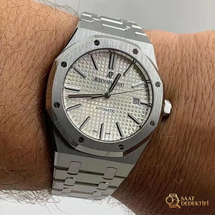 Audemars Piguet Royal Oak APS Factory İncelemesi - Ön Görünüm ve Kasa Tasarımı