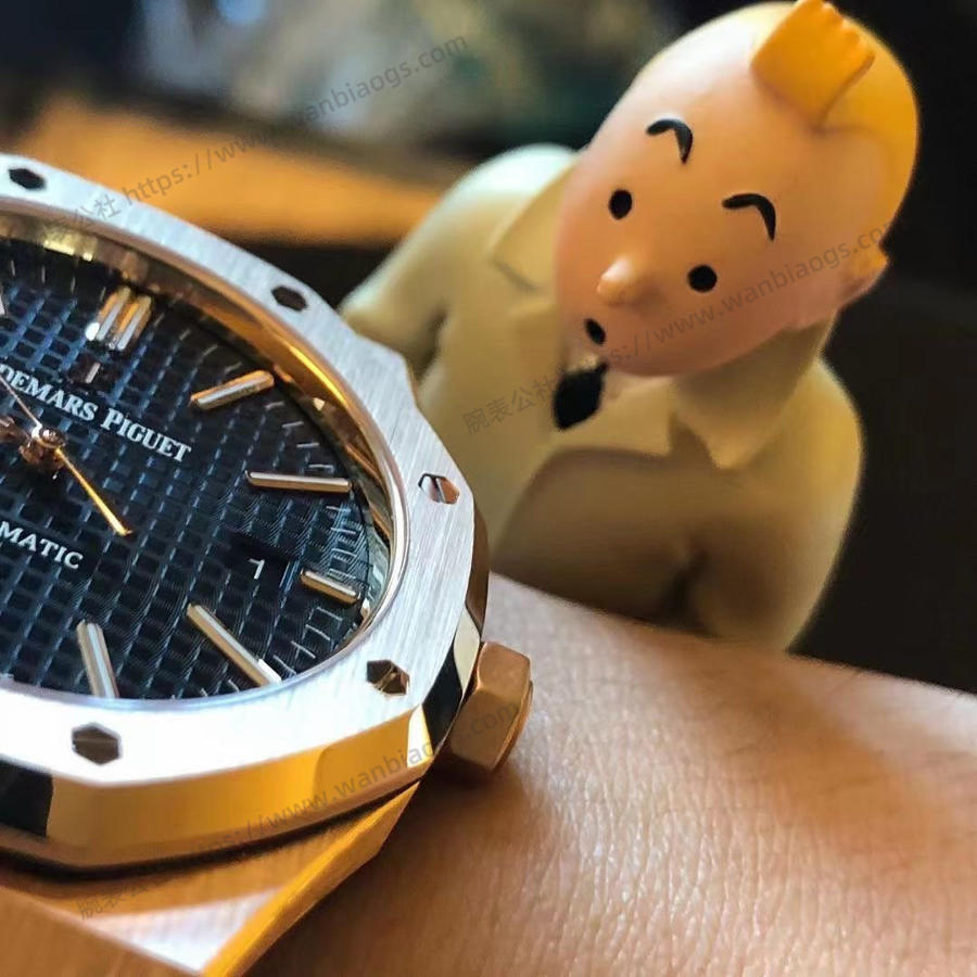 APS Factory Audemars Piguet entegre 3120, en güçlü "çelik kral" 15400 (mavi kadran) saat incelemesi — 4. fotoğraf