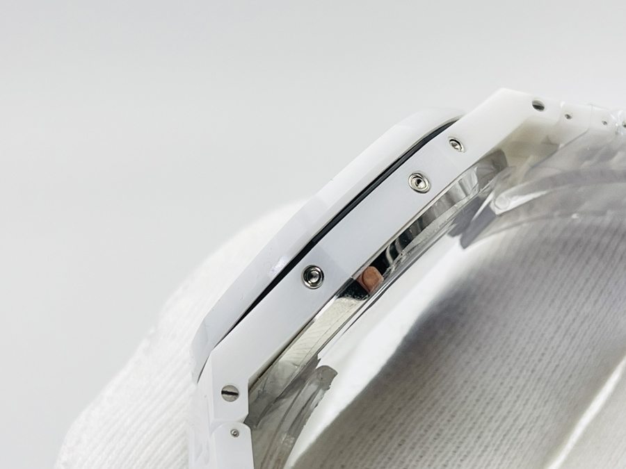 APS Factory Audemars Piguet Royal Oak Perpetual Calendar beyaz seramik saat incelemesi — 4. fotoğraf