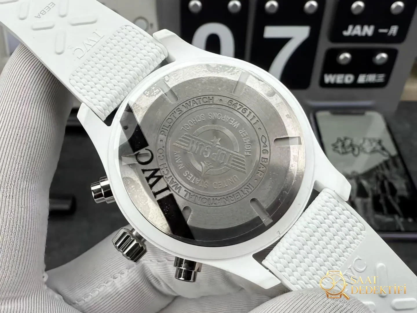 APS Factory IWC Pilot Kronograf Siyah/Beyaz Seramik Lake Tahoe Özel Serisi, Dandong tek parça mekanizmalı — kararlılığı nasıl? - Yan Profil ve Kordon Bağlantısı