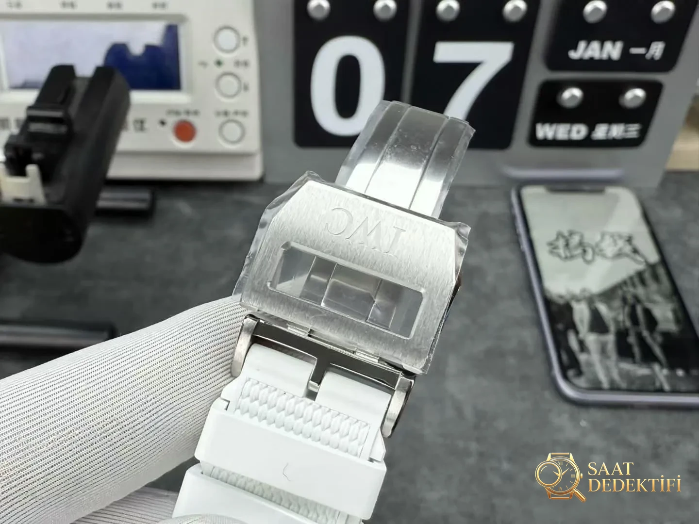 APS Factory IWC Pilot Kronograf Siyah/Beyaz Seramik Lake Tahoe Özel Serisi, Dandong tek parça mekanizmalı — kararlılığı nasıl? - Tepe Koruması ve Ayar Fonksiyonu