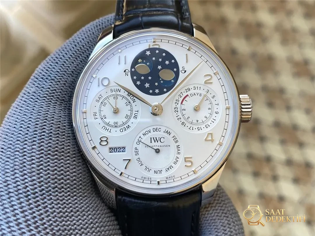 IWC IW503406 APS Factory İncelemesi - Ön Görünüm ve Kasa Tasarımı
