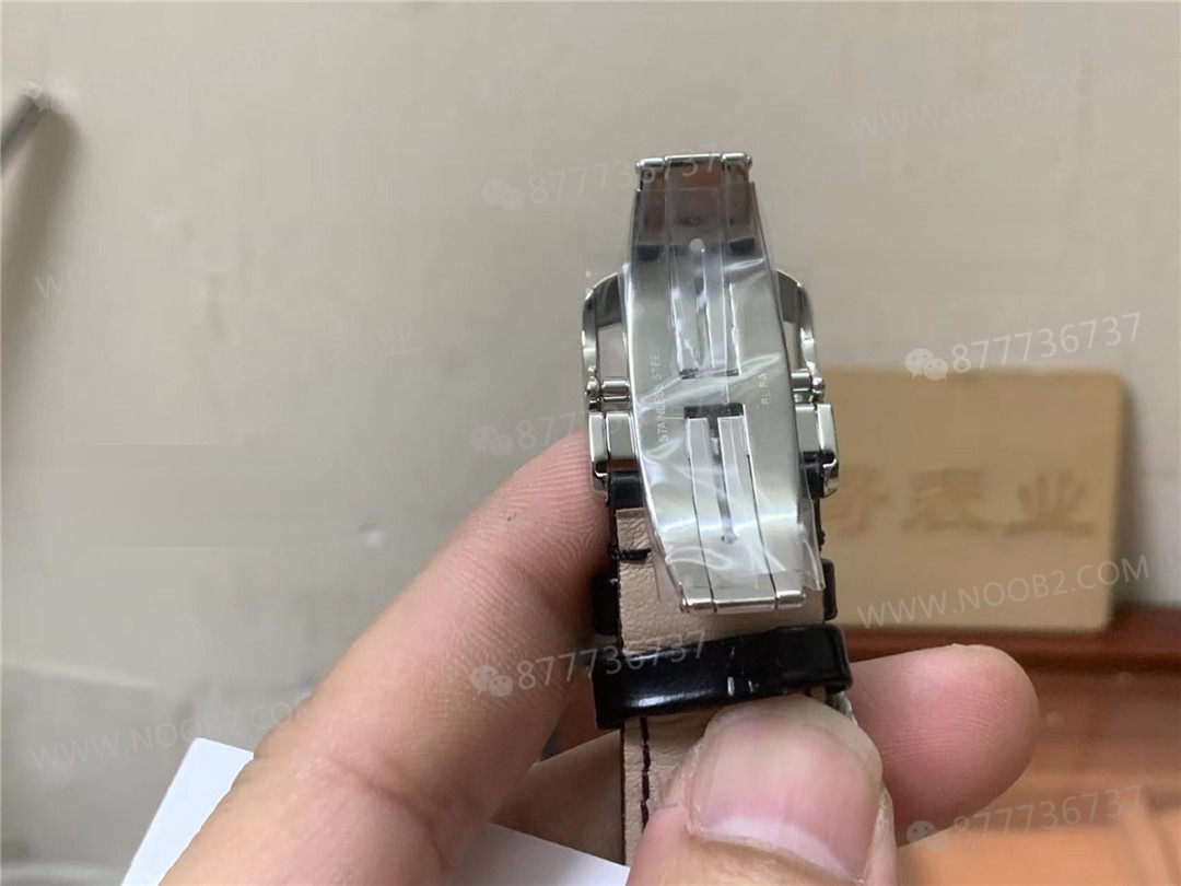 APS Factory Jaeger-LeCoultre Master Ay Evreli Serisi 1368430 Siyah Kadran İncelemesi — 8. fotoğraf