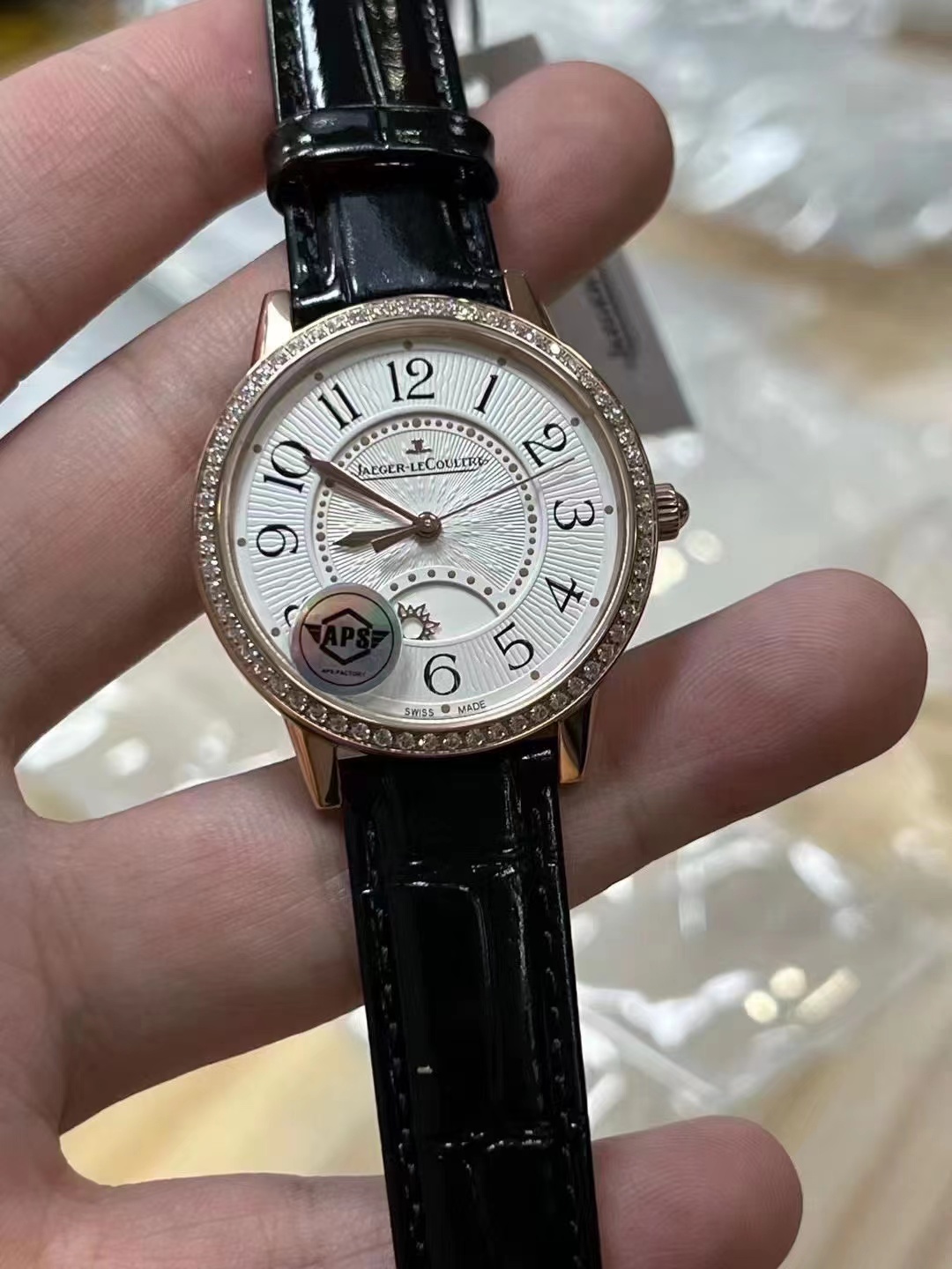 Replika Jaeger LeCoultre Rendez-vous Sarı Altın