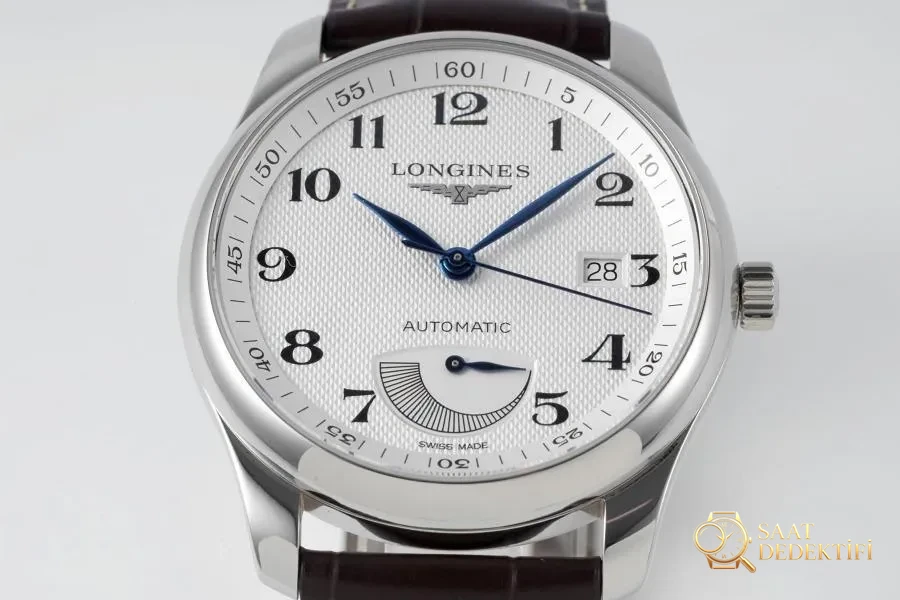 APS Factory Longines Traditional Master güç göstergeli büyük gösterge serisi L2.908.4.78.3 saatinin incelemesi - Kadran Detayı ve Bezel İşçiliği