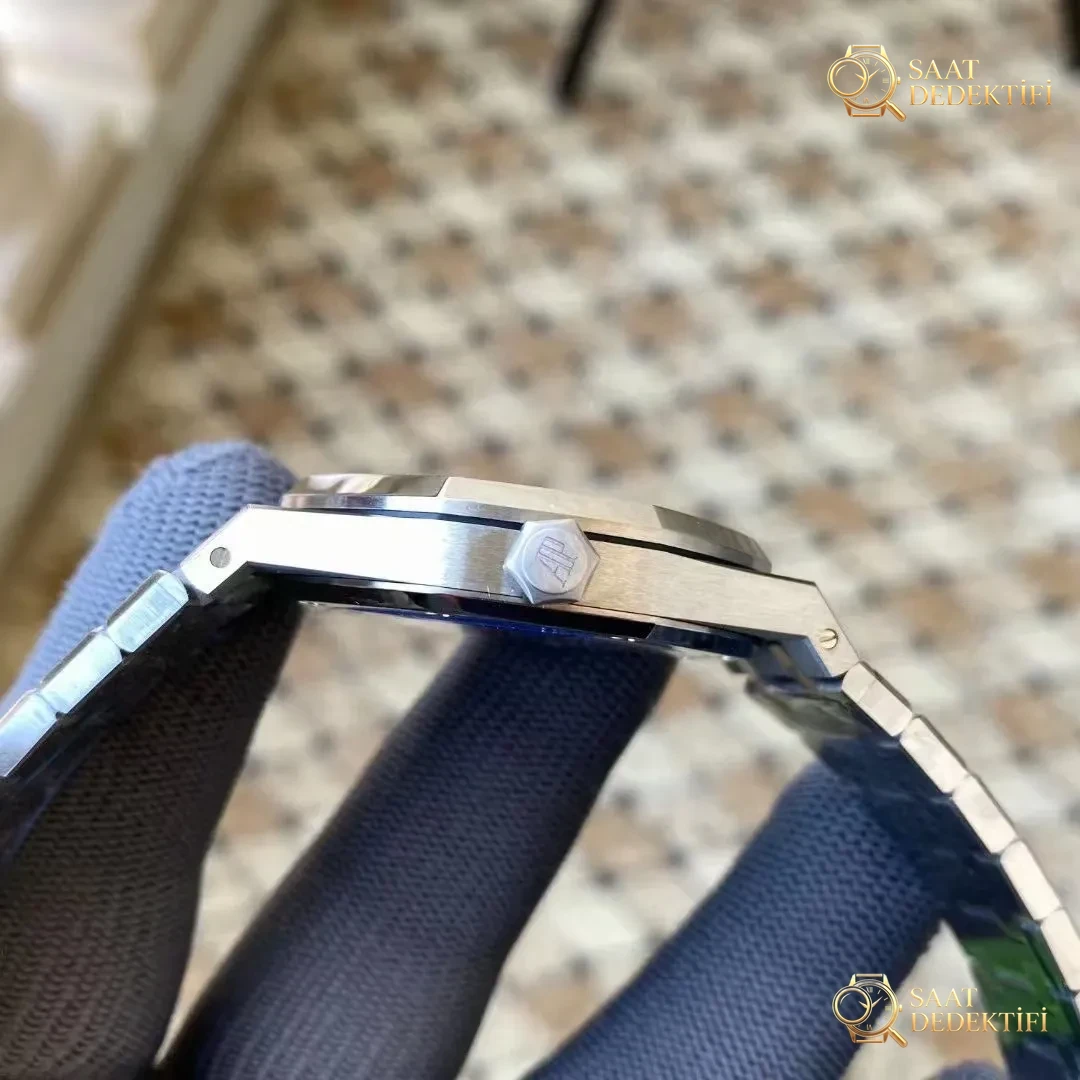 Audemars Piguet 1017 ALYX 9SM Kurma Kolu