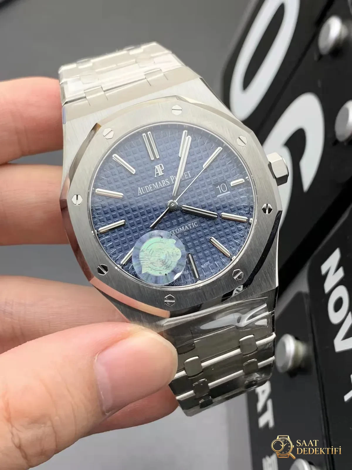 Replica Audemars Piguet Royal Oak 15400 Blue Dial