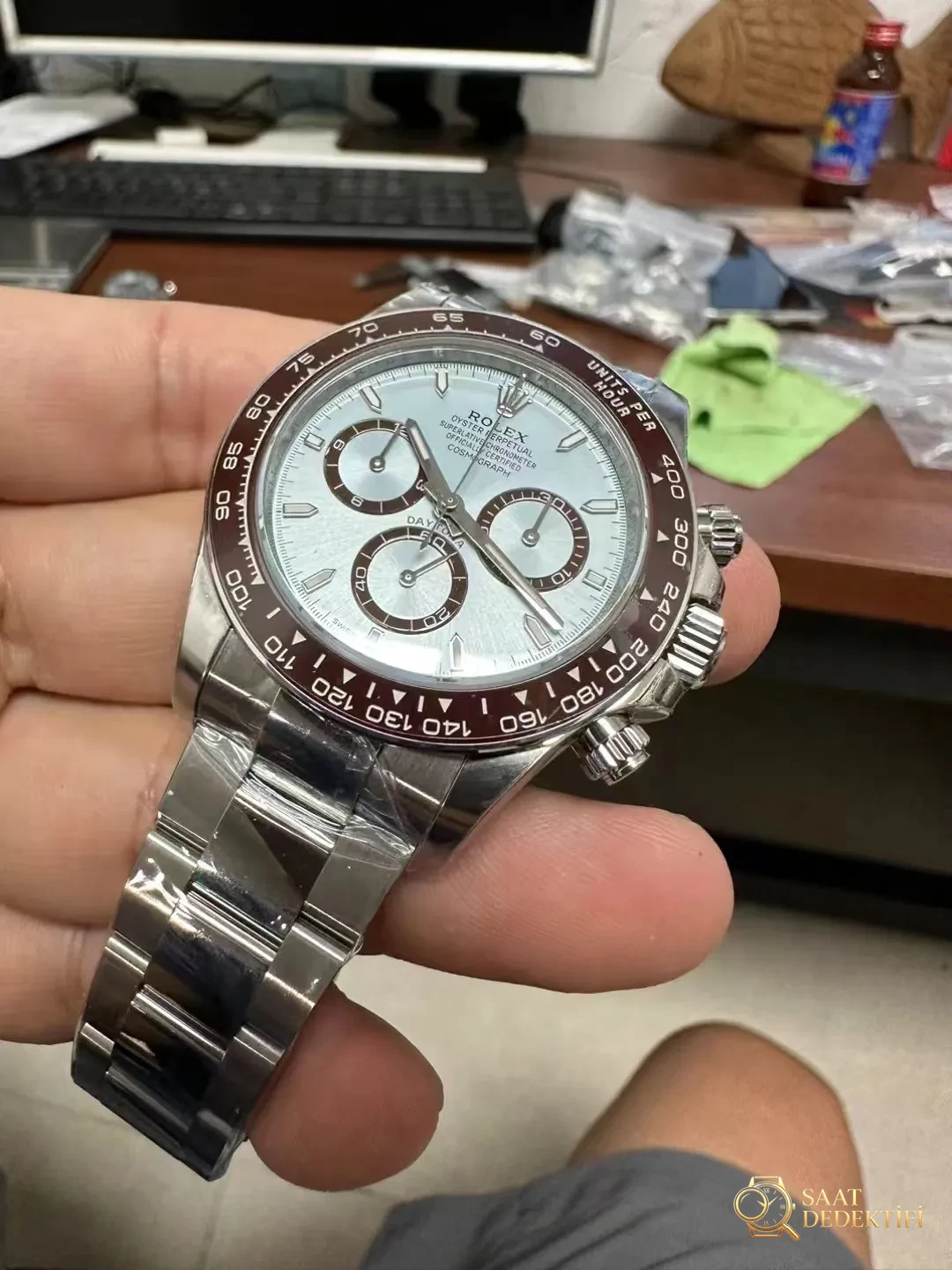 APS Factory Replika Rolex Daytona 126506 - Arka Kapak ve Mekanizma Detayı