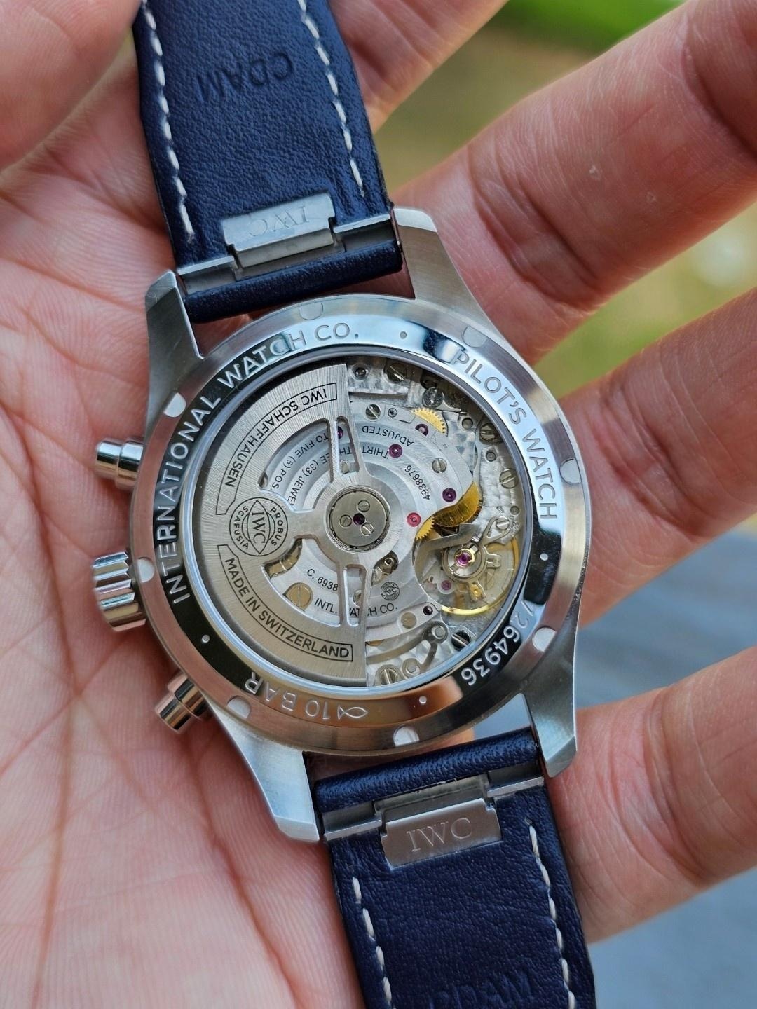 APS Factory yeni pilot kronografı, entegre mekanizmalı 69385: işçiliği nasıl? — 14. fotoğraf