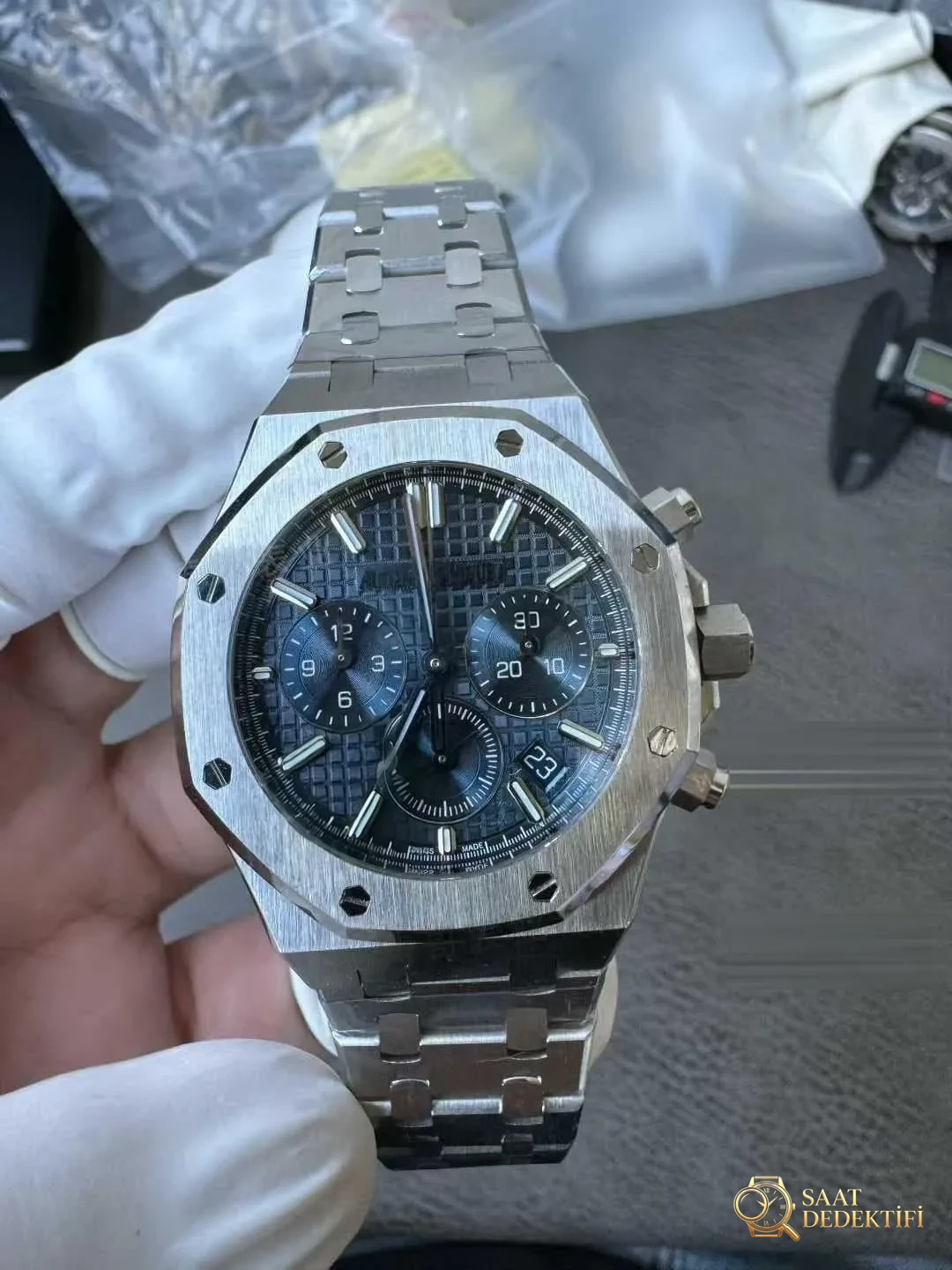 APS Factory yeni ürün Audemars Piguet 26715 küçük çaplı 38 mm kronograf saatin işçiliği iyi mi? - Kasa Profili ve Kurma Kolu İncelemesi