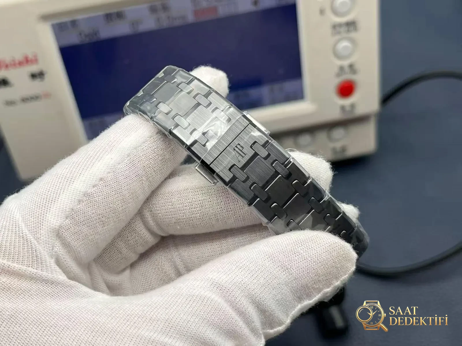 [APS İşçiliği | Royal Oak Serisi 26240ST Efsanenin Yeniden Doğuşu] 41 mm paslanmaz çelik zırhıyla 50 yıllık lüks spor saati efsanesini sürdürüyor - Bilezik, Toka ve Klips Mekanizması