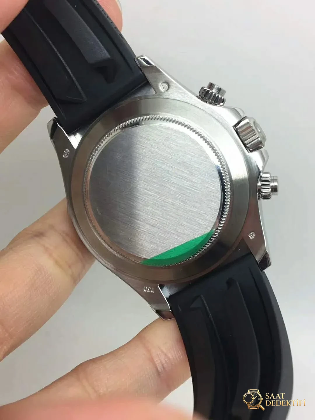Replika Rolex Daytona Gri Kasa Arkası