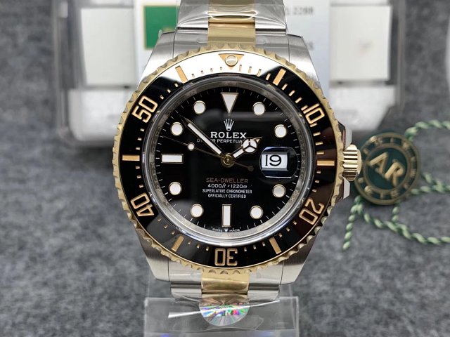 Replika Rolex Sea-Dweller 43mm İki Renk