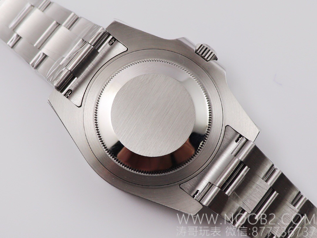 AR Factory Rolex GMT Yeşil İbre Tam Siyah Bezel Yeni Model İncelemesi — 9. fotoğraf