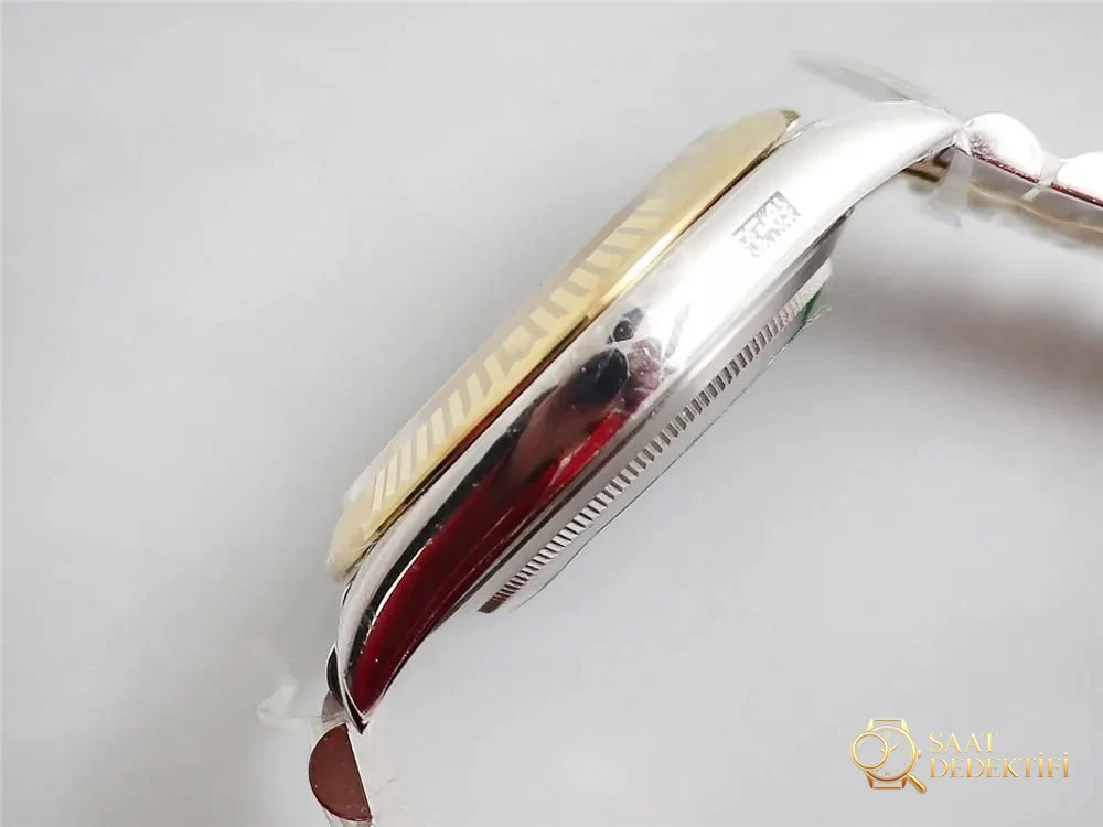 AR Factory Rolex iki renkli Datejust 41 mm saat incelemesi - Mekanizma Zemberek ve Balans Detayı