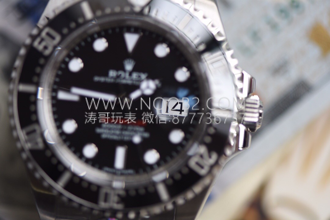 AR Factory Rolex kırmızı yazılı Sea-Dweller V3 versiyonu "tek kırmızı hayalet kral" 904L SEA-DWELLER 126600 Seagull 2824 mekanizmalı replika saat incelemesi — 4. fotoğraf