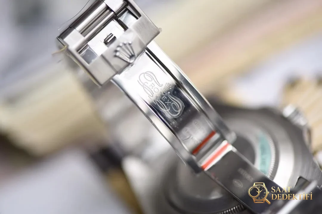 AR Factory Rolex kırmızı yazılı Sea-Dweller V3 versiyonu