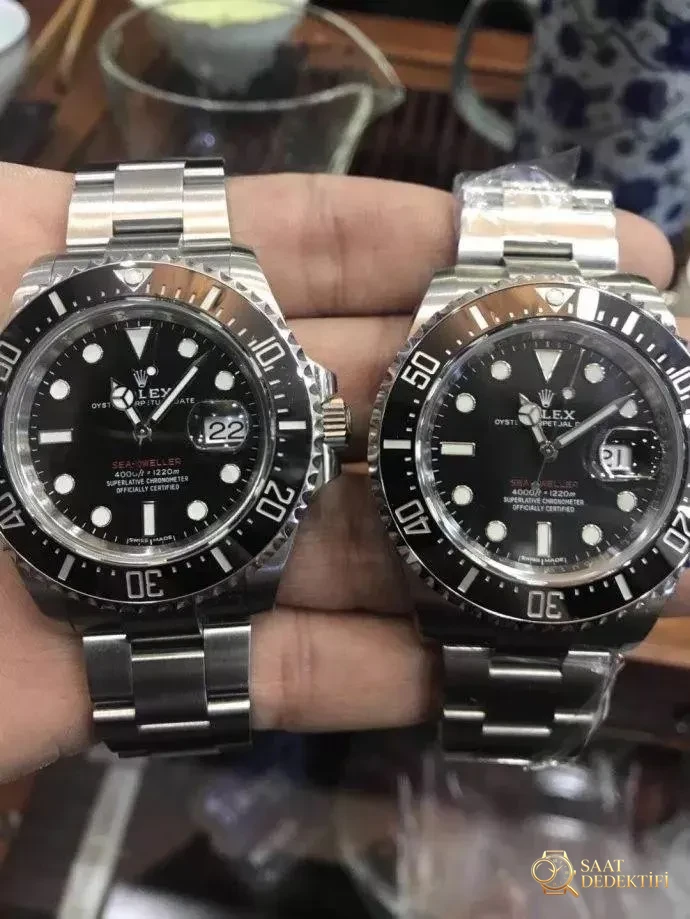 AR Factory Rolex Tek Kırmızı Hayalet Kral V3 sürümünün adı nereden geliyor? - Arka Kapak ve Mekanizma Detayı