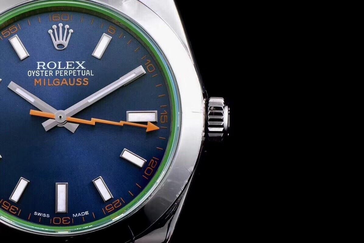 AR Factory Rolex Turuncu Şimşek İbre Yeşil Cam MILGAUSS Serisi m116400gv Antimanyetik Takvimsiz Replika Saat Mavi/Siyah Kadran İncelemesi — 9. fotoğraf