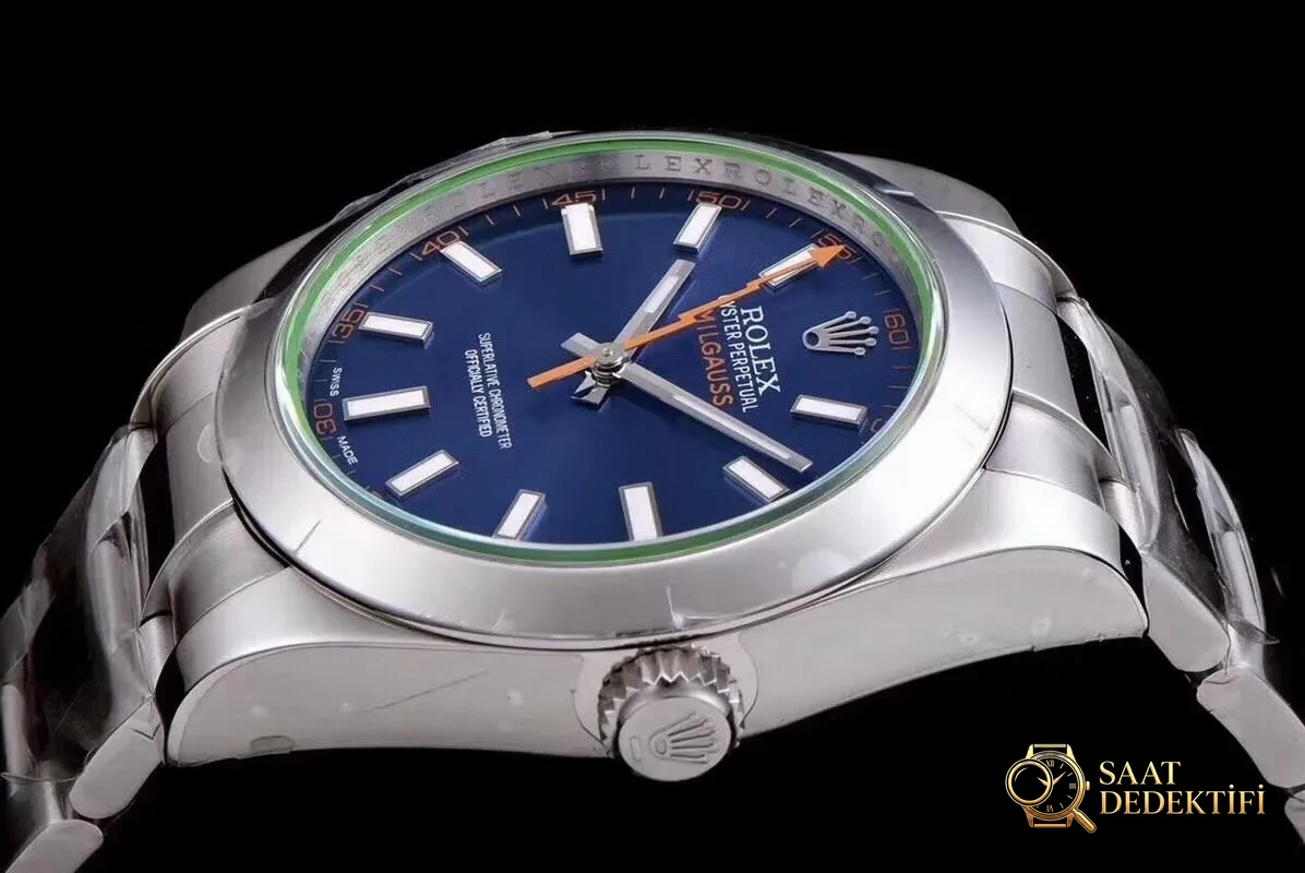 AR Factory Rolex Turuncu Şimşek İbre Yeşil Cam MILGAUSS Serisi m116400gv Antimanyetik Takvimsiz Replika Saat Mavi/Siyah Kadran İncelemesi - Genel Açı ve Estetik Duruş