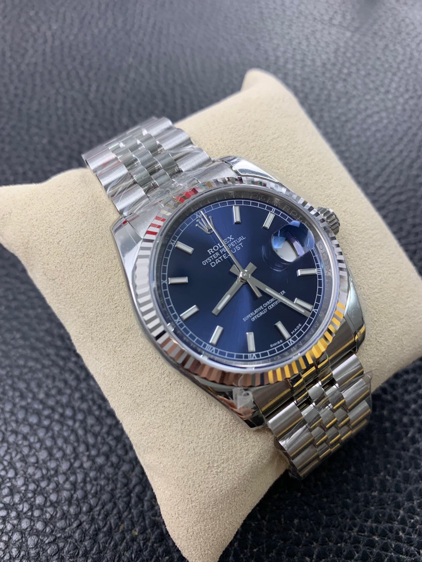 AR Factory V2 sürümü Rolex Datejust 36 mm 904 çelik dişli bezel replika saat incelemesi — 14. fotoğraf