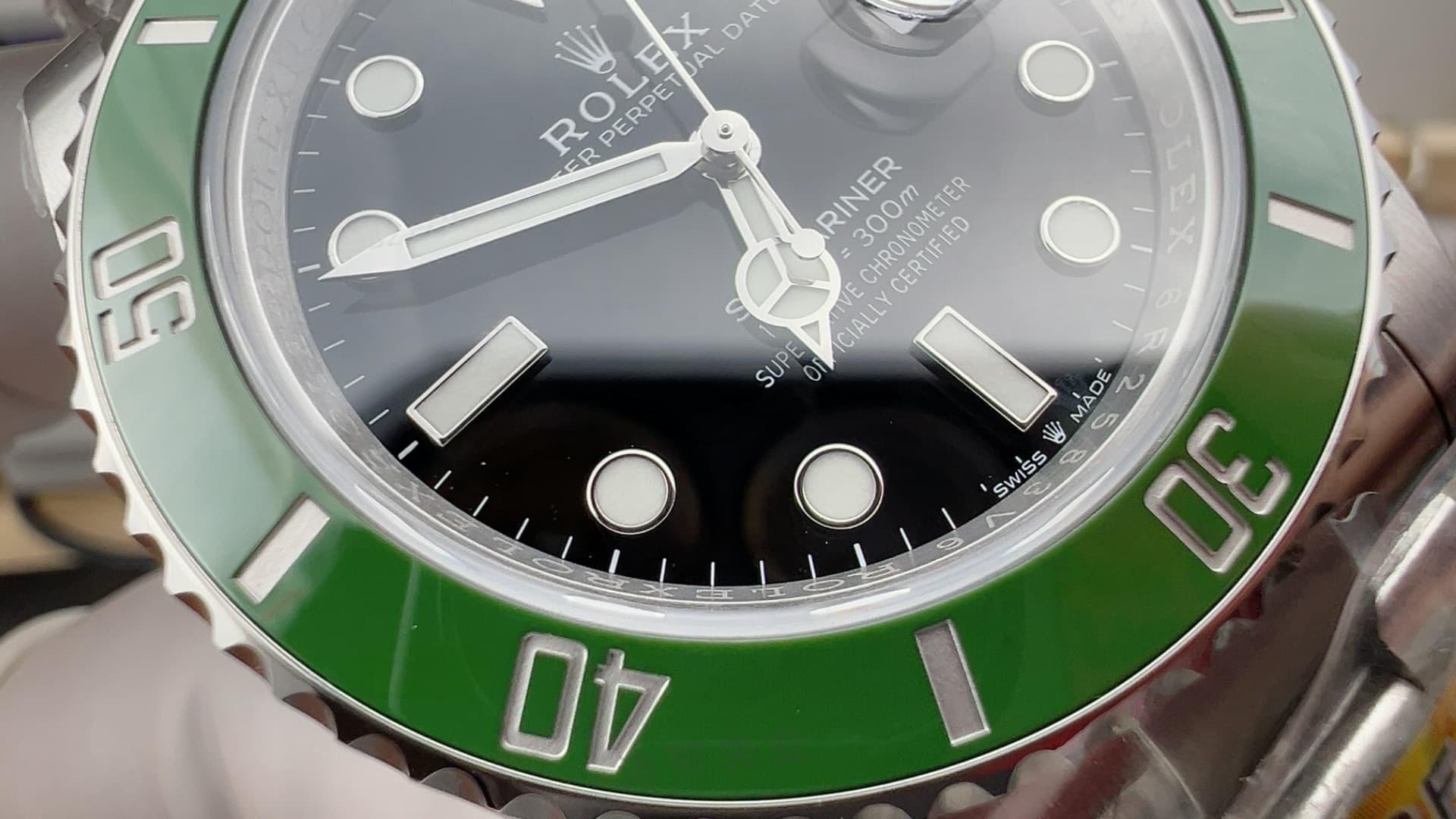 ARF Factory Rolex dördüncü nesil yeşil su hayaleti Dandong 3235 mekanizmalı, açık yeşil bezelli yeni model incelemesi — 6. fotoğraf
