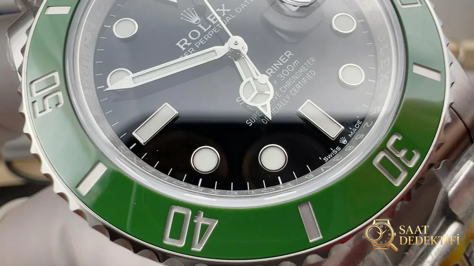 ARF Factory Rolex dördüncü nesil yeşil su hayaleti Dandong 3235 mekanizmalı, açık yeşil bezelli yeni model incelemesi - Makro Kadran ve İndeks İşçiliği