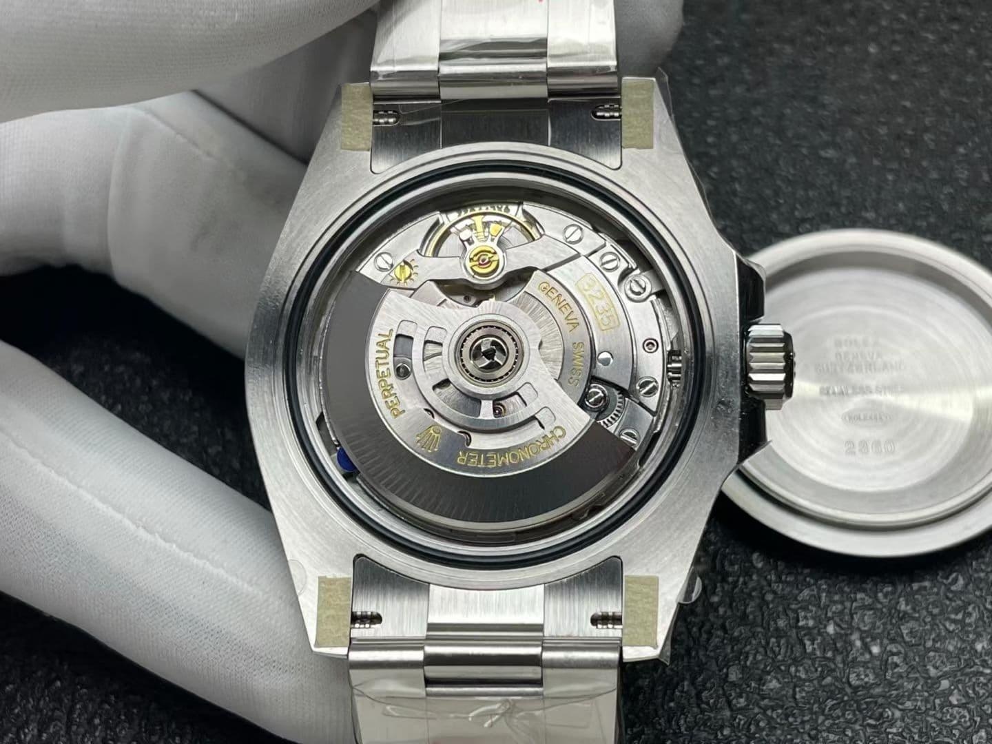 ARF Factory Rolex dördüncü nesil yeşil su hayaleti Dandong 3235 mekanizmalı, açık yeşil bezelli yeni model incelemesi — 8. fotoğraf
