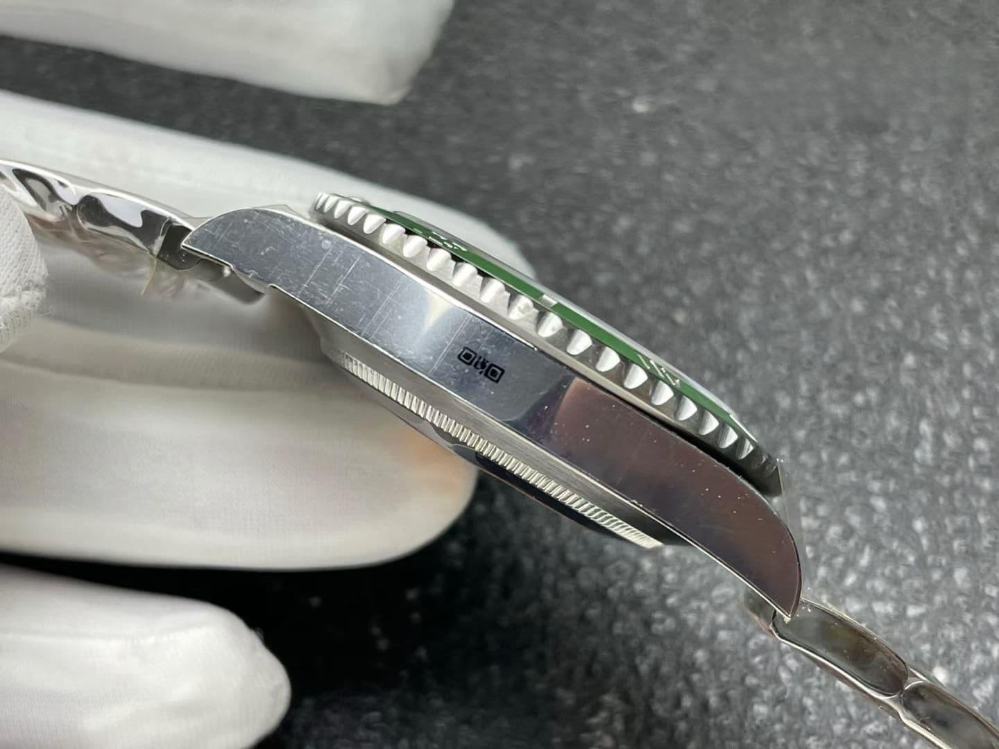 ARF Factory Rolex dördüncü nesil yeşil su hayaleti Dandong 3235 mekanizmalı, açık yeşil bezelli yeni model incelemesi — 9. fotoğraf