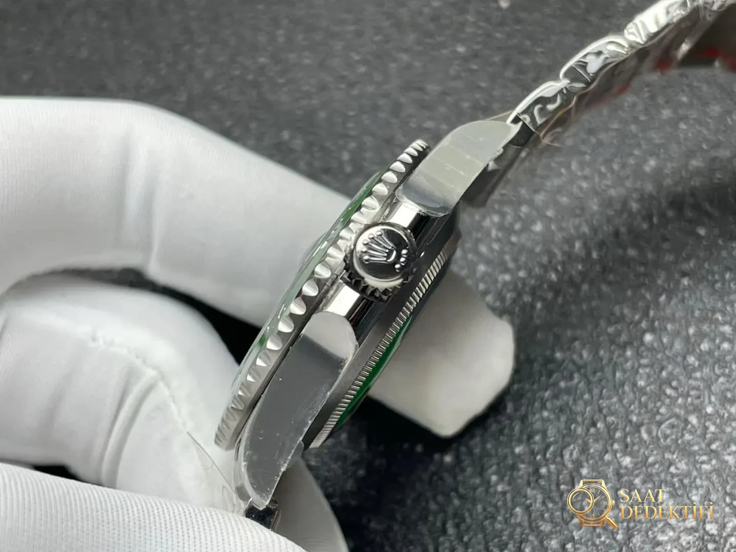 ARF Factory Rolex dördüncü nesil yeşil su hayaleti Dandong 3235 mekanizmalı, açık yeşil bezelli yeni model incelemesi - Mekanizma Zemberek ve Balans Detayı