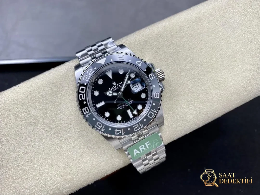 ARF Factory Rolex GMT-Master II 126710 yeşil akrepli, siyah-gri bezel: işçilik nasıl? - Kadran Detayı ve Bezel İşçiliği