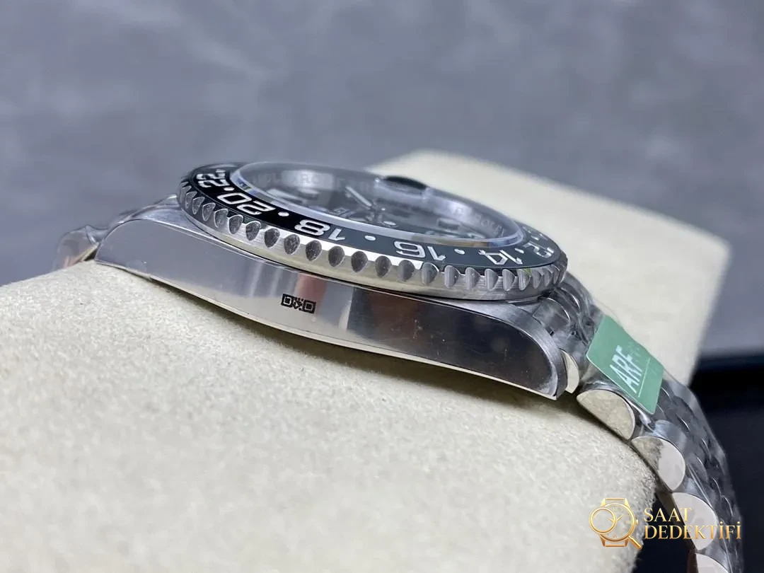 ARF Factory Rolex GMT-Master II 126710 yeşil akrepli, siyah-gri bezel: işçilik nasıl? - Makro Kadran ve İndeks İşçiliği