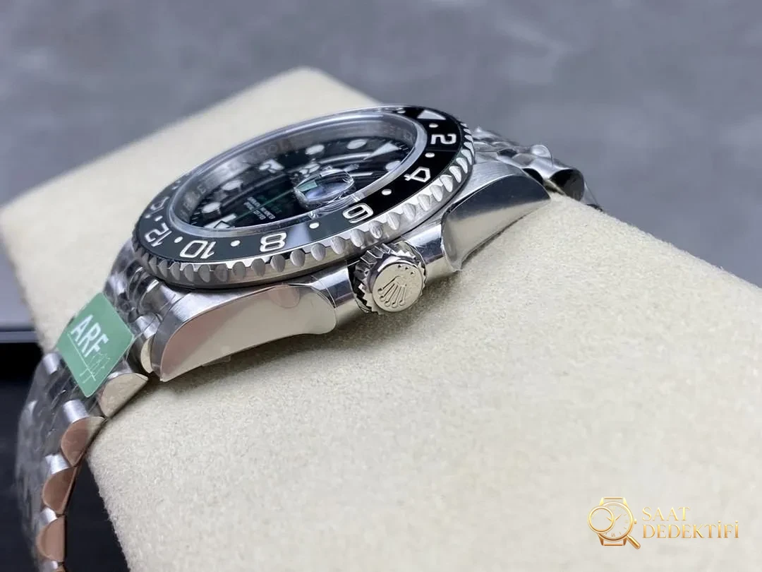 ARF Factory Rolex GMT-Master II 126710 yeşil akrepli, siyah-gri bezel: işçilik nasıl? - Klips Kilidi ve Lazer Damgalar