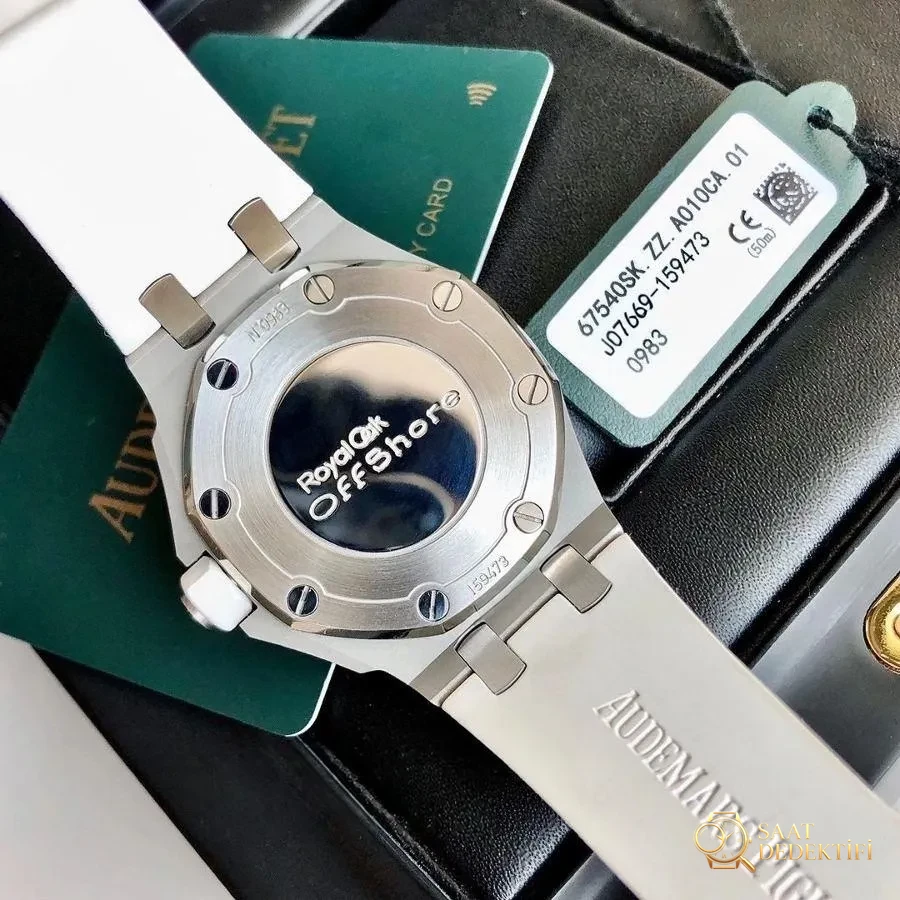Audemars Piguet AP67540 Royal Oak Offshore 37 mm quartz women's watch review - Back Cover and Movement Detail
