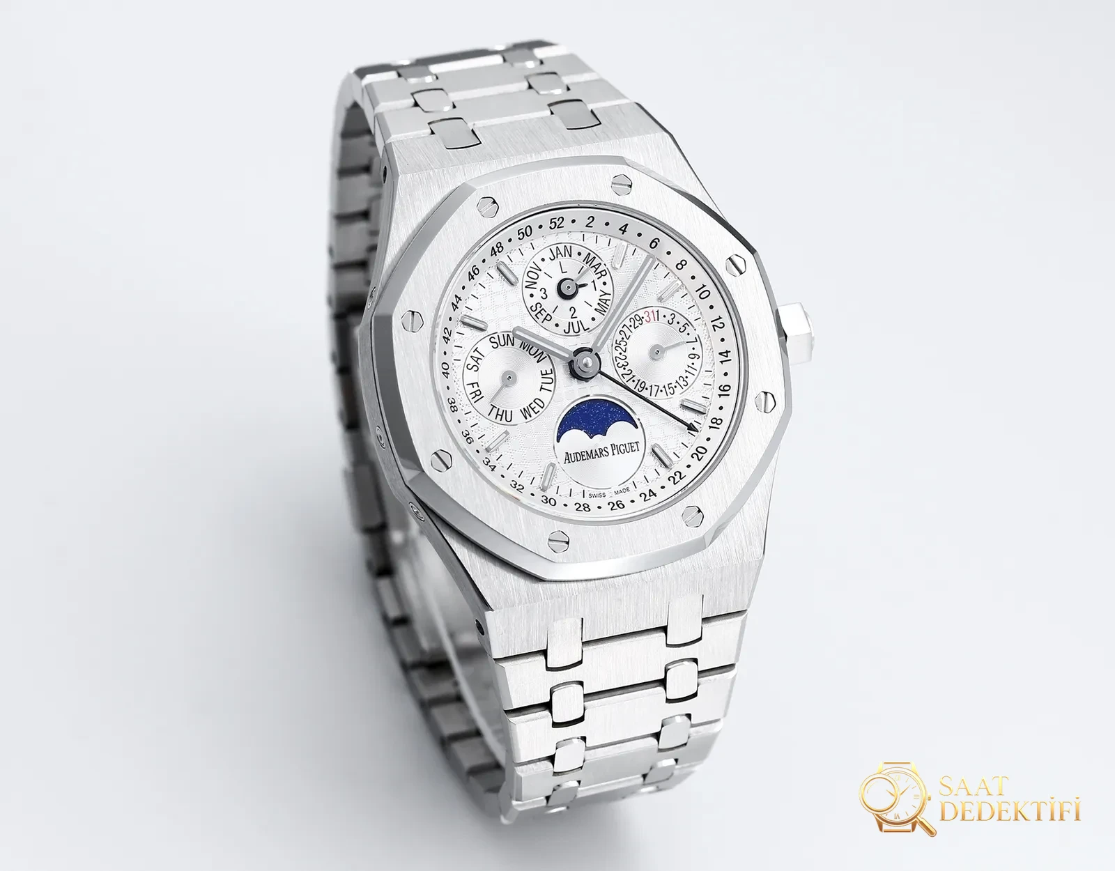 Audemars Piguet replikada yeni bir zirve: BBS Factory 2025 iddialı sunumuyla karşınızda — Royal Oak Perpetual Calendar V2 yükseltilmiş sürüm, replikanın zirvesini yeniden tanımlıyor! - Kadran Tipografisi ve Yazı Kabartmaları