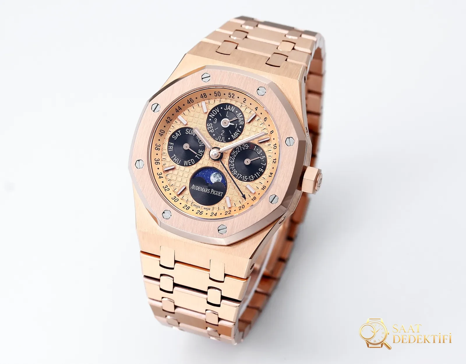 Audemars Piguet replikada yeni bir zirve: BBS Factory 2025 iddialı sunumuyla karşınızda — Royal Oak Perpetual Calendar V2 yükseltilmiş sürüm, replikanın zirvesini yeniden tanımlıyor! - Kasa Profili ve Kurma Kolu İncelemesi