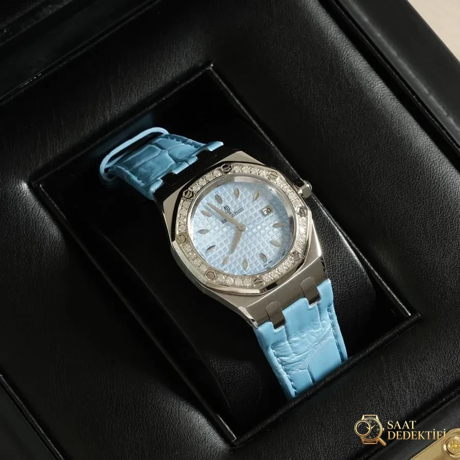 Audemars Piguet Royal Oak serisi model 67601 kuvars kol saati (mavi) - İlahınıza