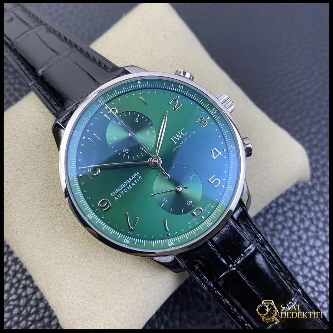 AZ Factory IWC Portugieser yeşil kadranlı, 150. yıl kronografı, arkası şeffaf: işçilik gerçekten nasıl? - Kasa Profili ve Kurma Kolu İncelemesi