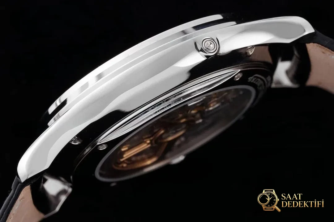 AZ Factory Jaeger-LeCoultre Ay Evreli Master 1368420 Beyaz Kadran - Makro Kadran ve İndeks İşçiliği