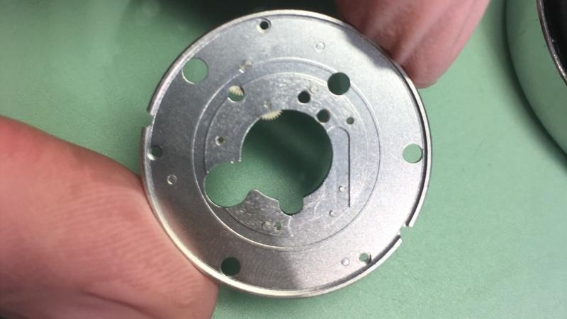 Baştan sona söküm: VS Factory üretimi Omega 8500 entegre mekanizmasının replika versiyonu nasıl? — 16. fotoğraf