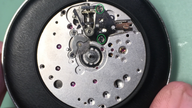 Baştan sona söküm: VS Factory üretimi Omega 8500 entegre mekanizmasının replika versiyonu nasıl? — 30. fotoğraf
