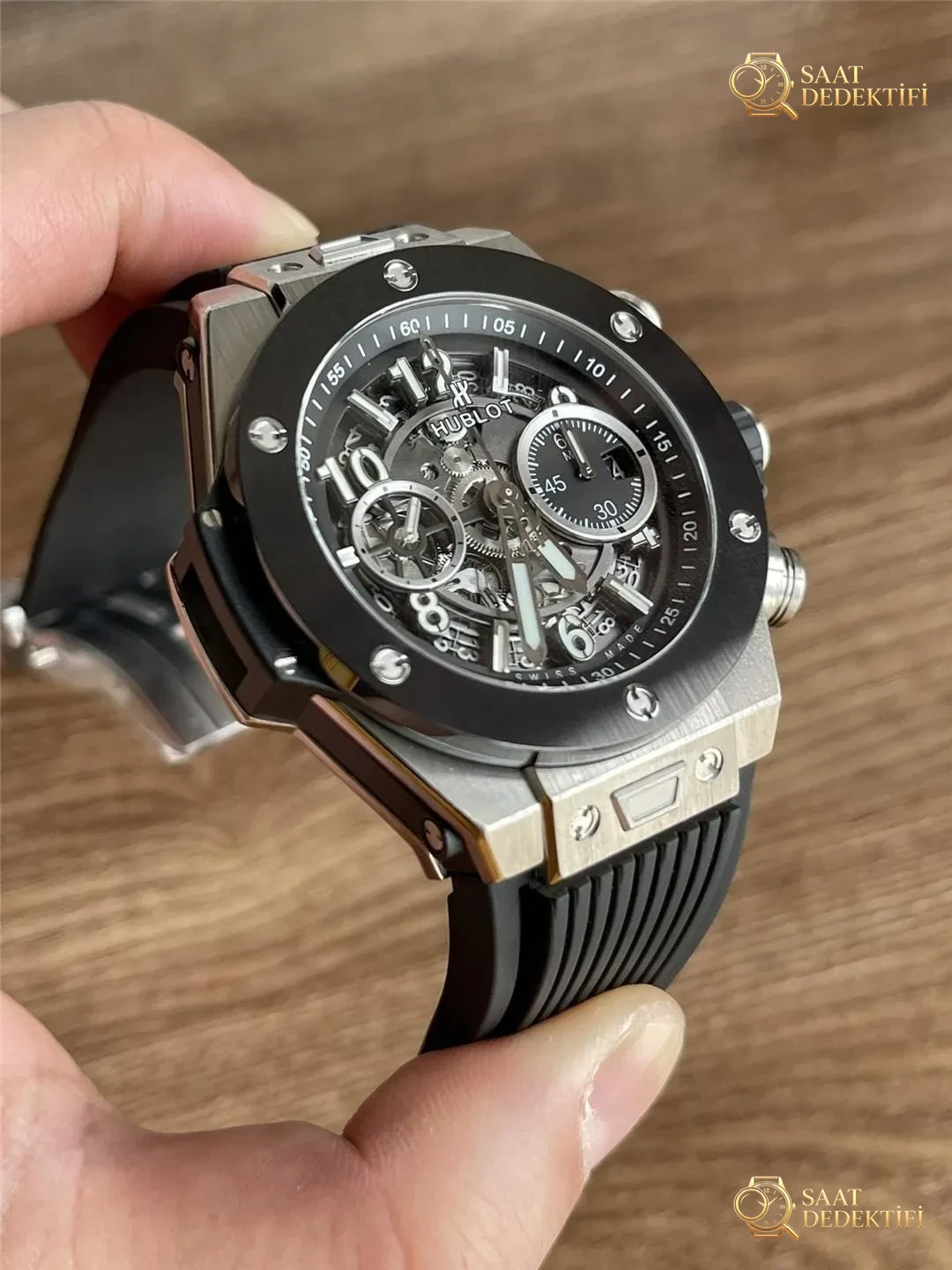 BBF Factory Hublot Big Bang 441 serisinde hangi noktalar geliştirildi? - Arka Kapak ve Mekanizma Detayı