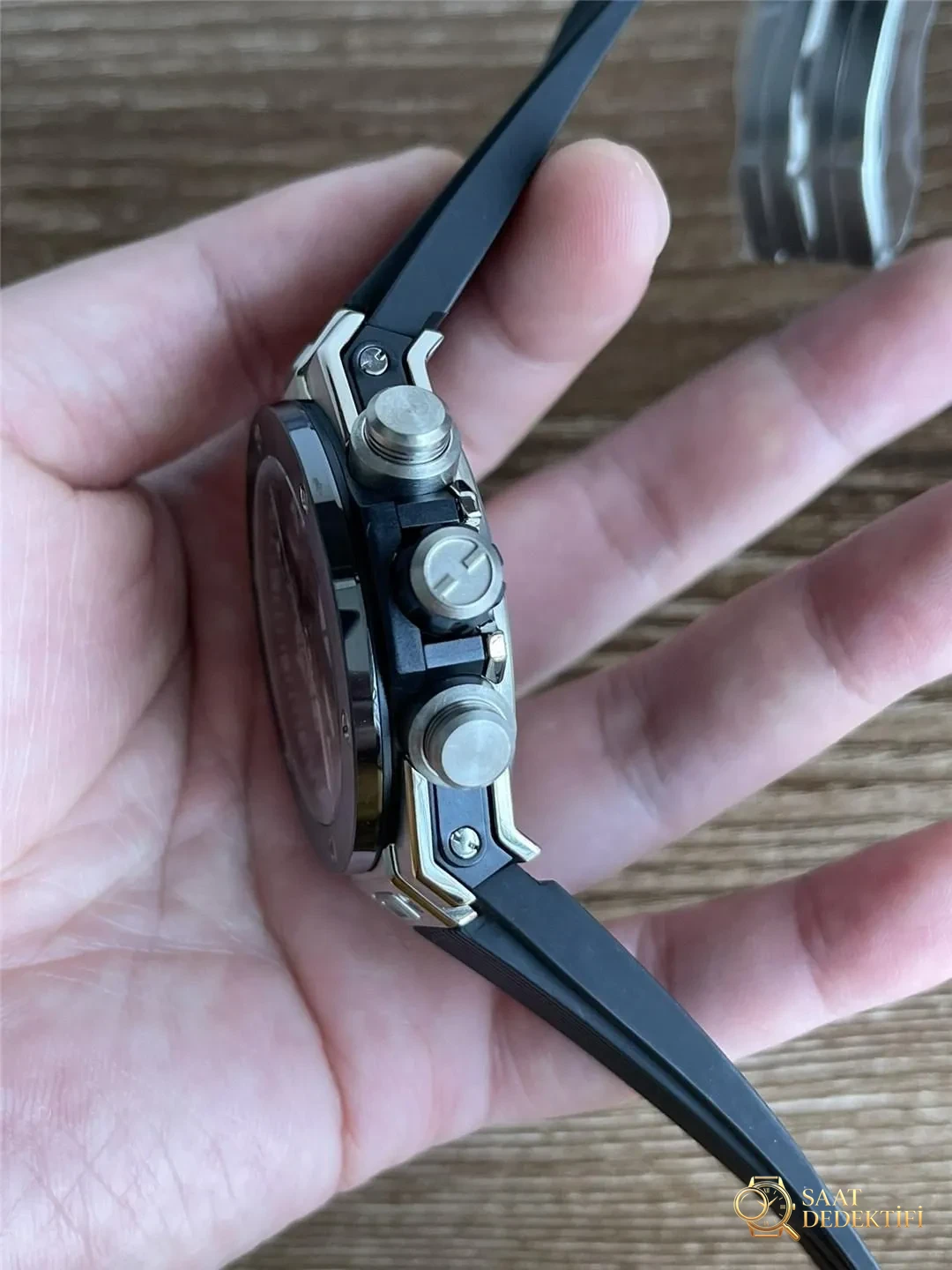 BBF Factory Hublot Big Bang 441 serisinde hangi noktalar geliştirildi? - Tepe Koruması ve Ayar Fonksiyonu