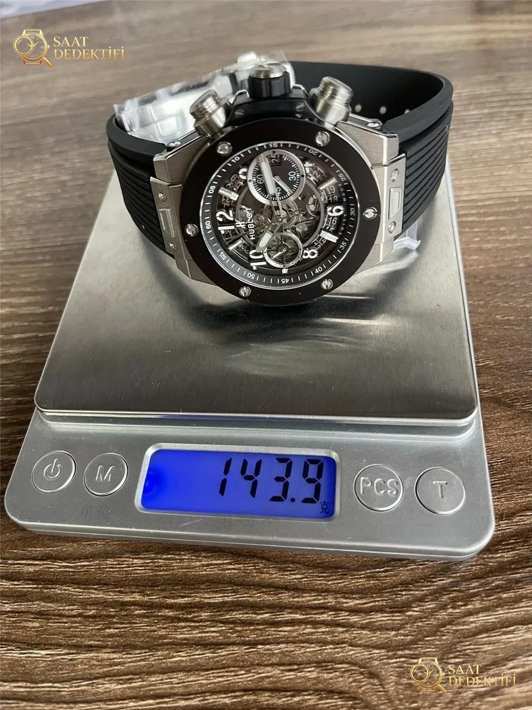 BBF Factory Hublot Big Bang 441 serisinde hangi noktalar geliştirildi? - Kadran İbreleri ve Saniye Akışı