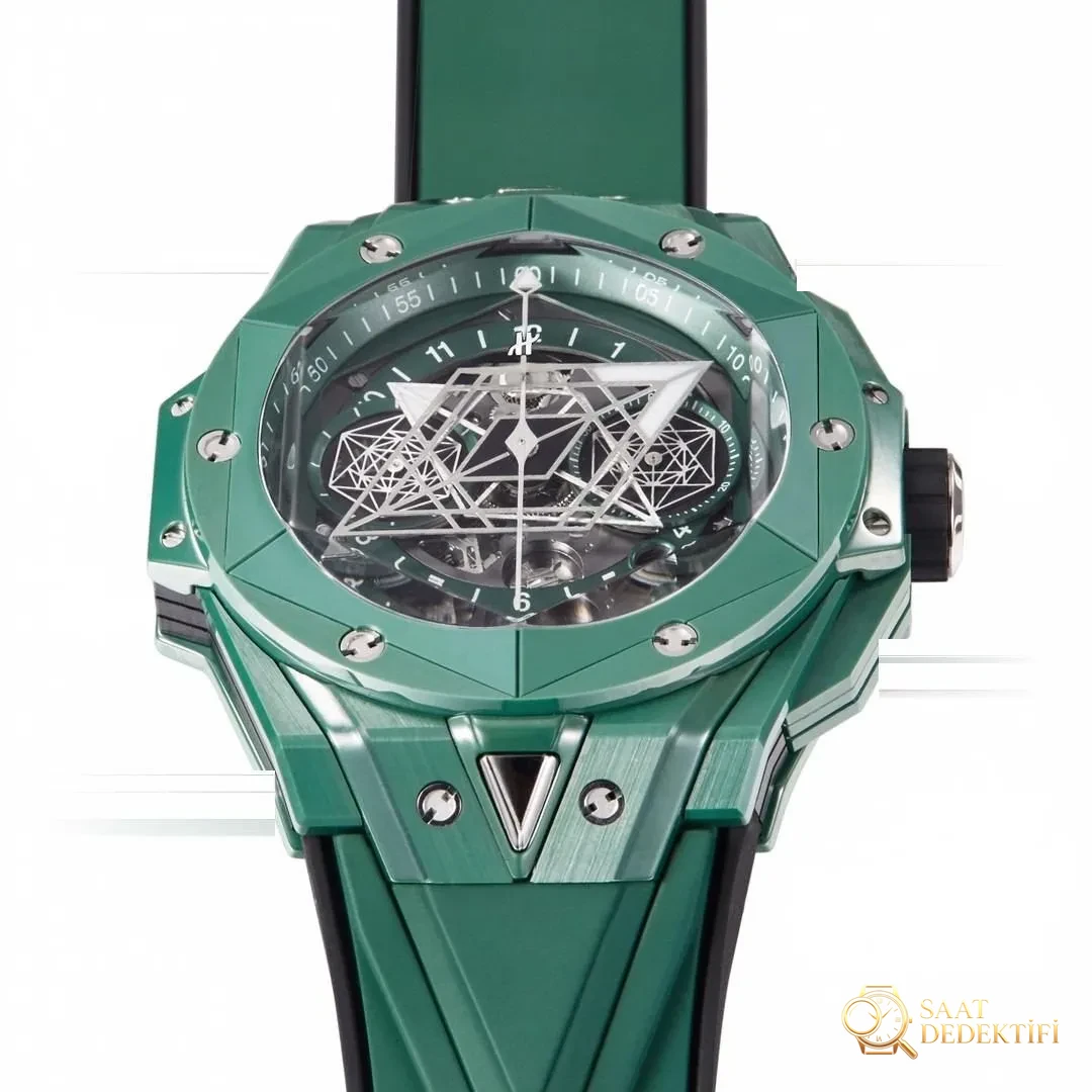 BBF Factory Hublot Big Bang Tattoo İkinci Nesil Yeşil Seramik: İşçilik Detayları Bir Bakışta Replika mı? - Kasa Profili ve Kurma Kolu İncelemesi